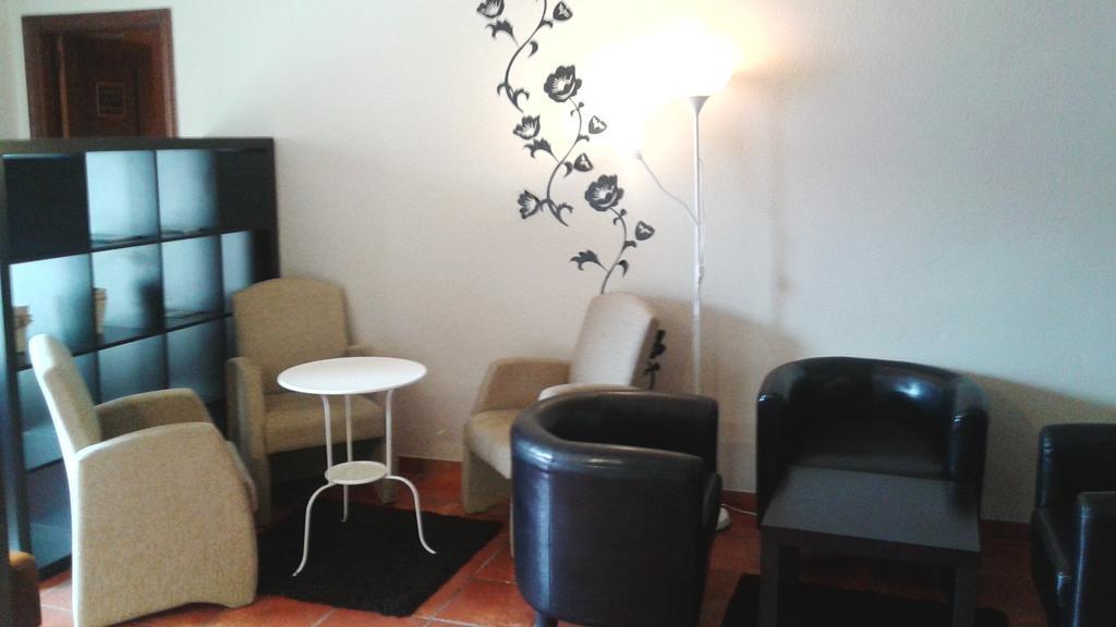 Hotel La Quinta كيو المظهر الخارجي الصورة